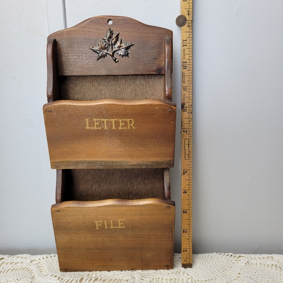 Vintage Decor Bundle Crock Letter Holder Vases Crochet Doilie - Picture 3 of 16